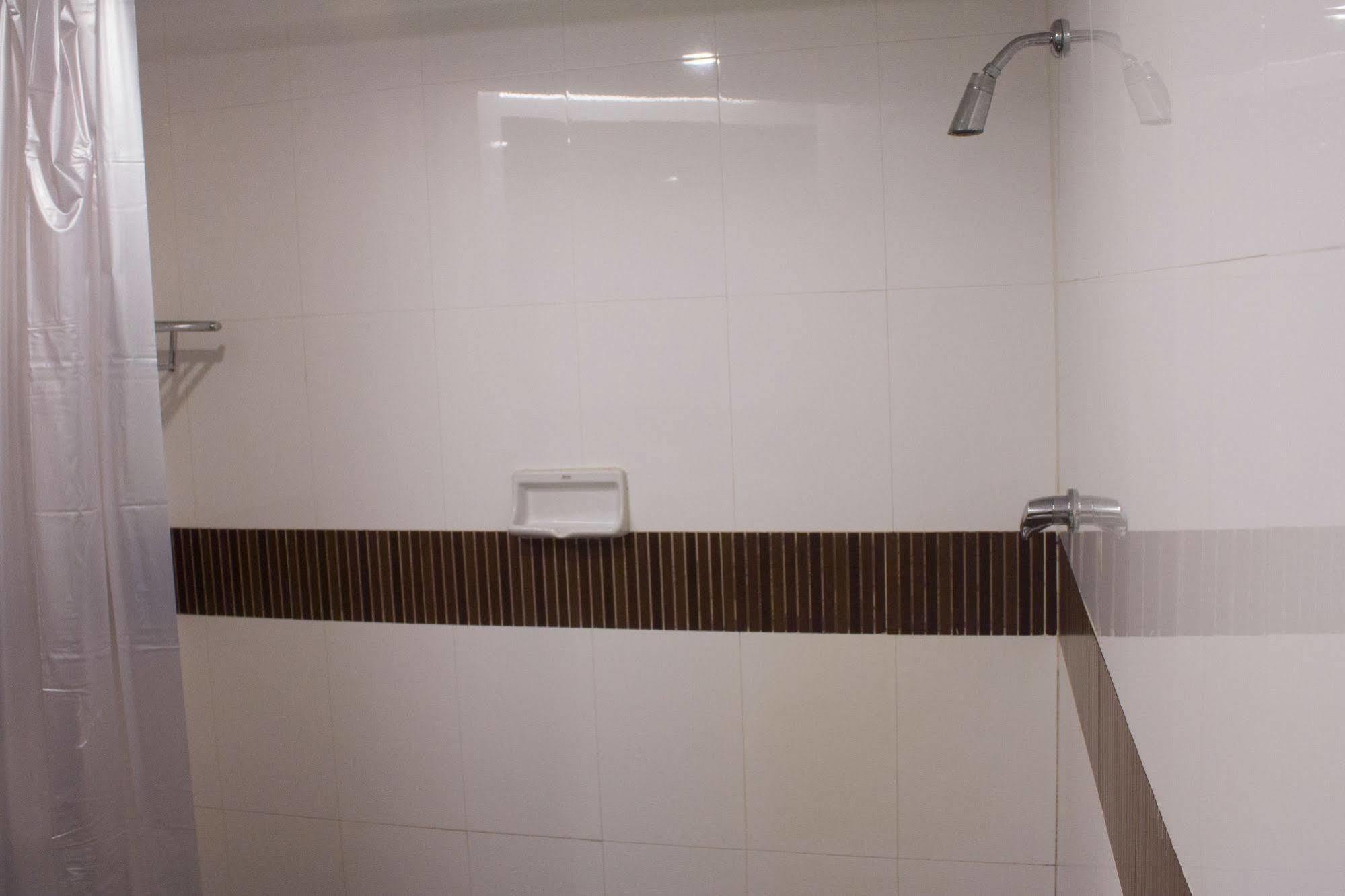 Hatyai Holiday Hotel 핫야이 외부 사진