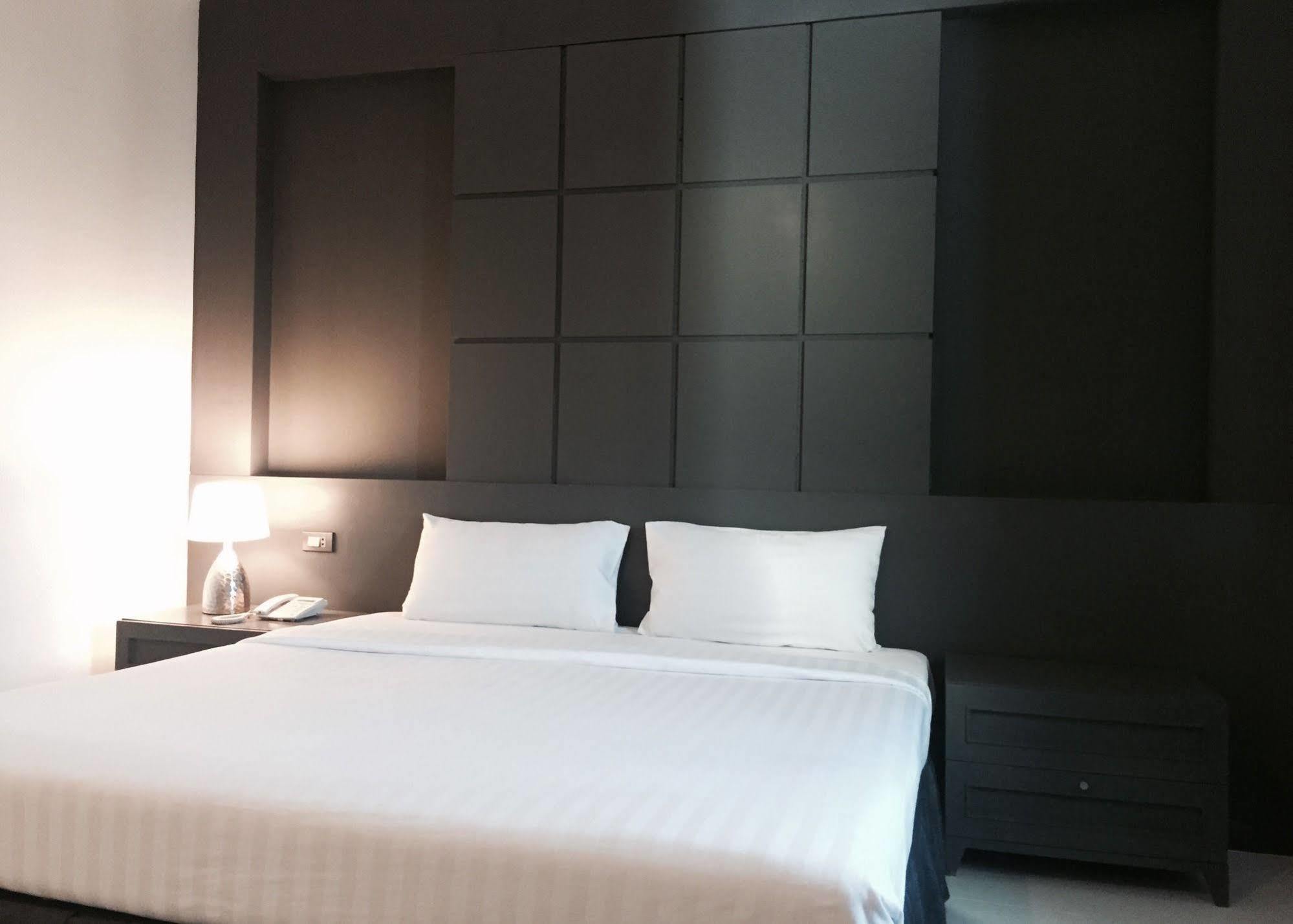 Hatyai Holiday Hotel 핫야이 외부 사진